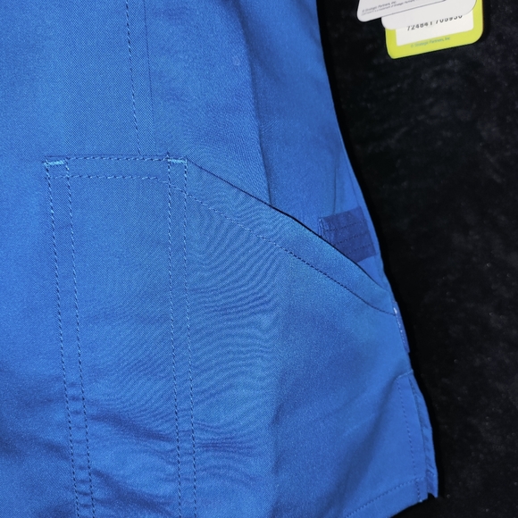 Women's scrub top - Picture 5 of 8